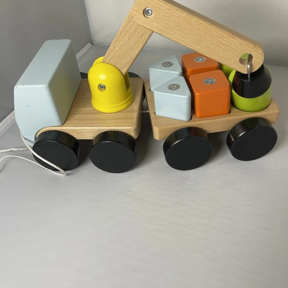IKEA Pull Along Wood Truck Magnetic Crane Shaped Blocks‎ Developmental Toys